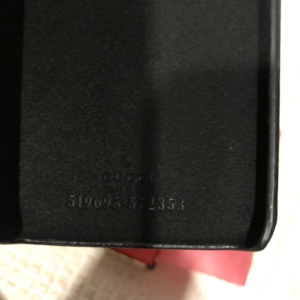 Gucci Madison de L’Amour Black Gold Guccy Phone Case - Picture 4 of 6